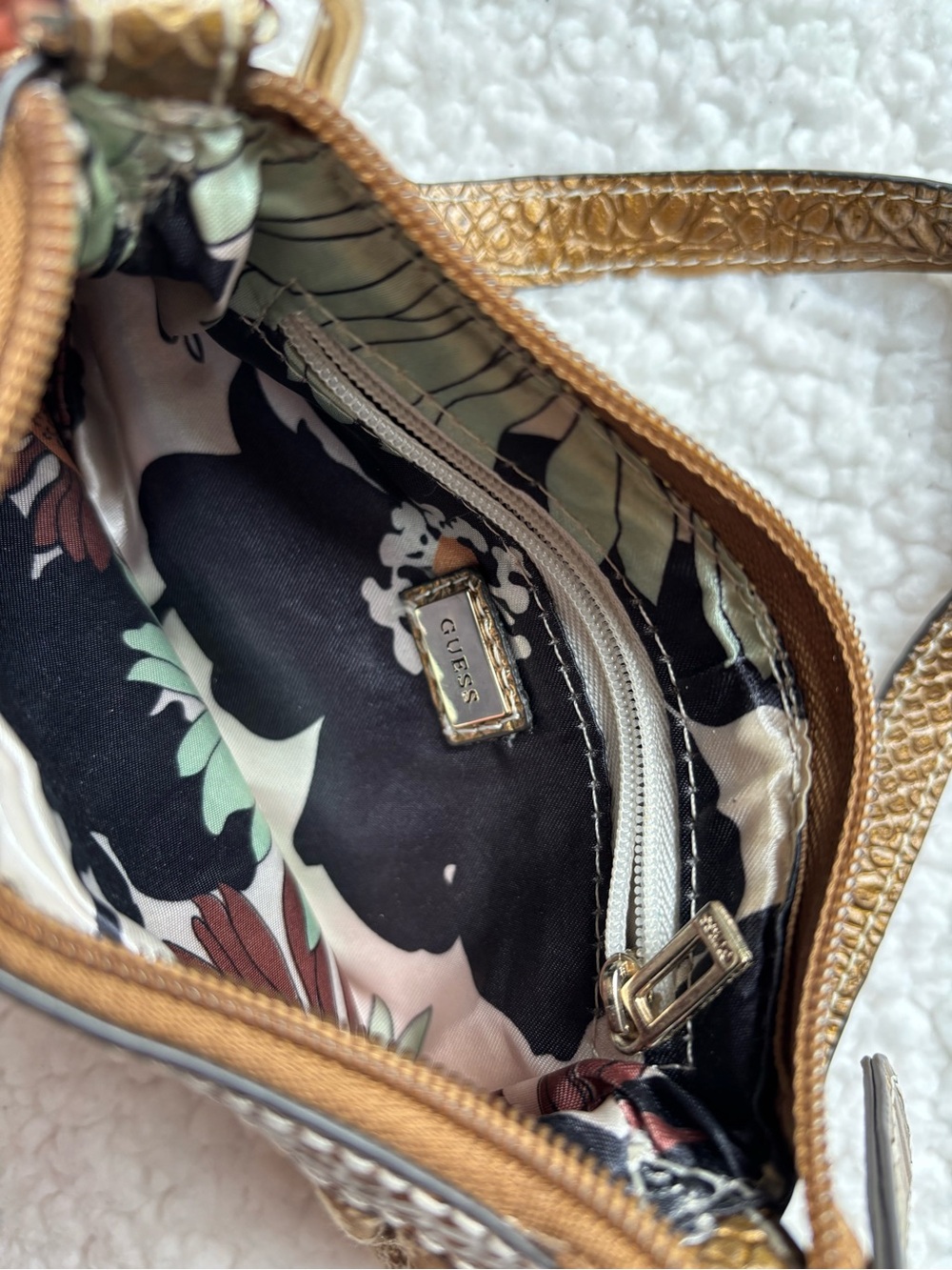 Guess RARE Vintage Y2K Gold Monogram Mini Top Handle Purse Bag - Picture 5 of 5